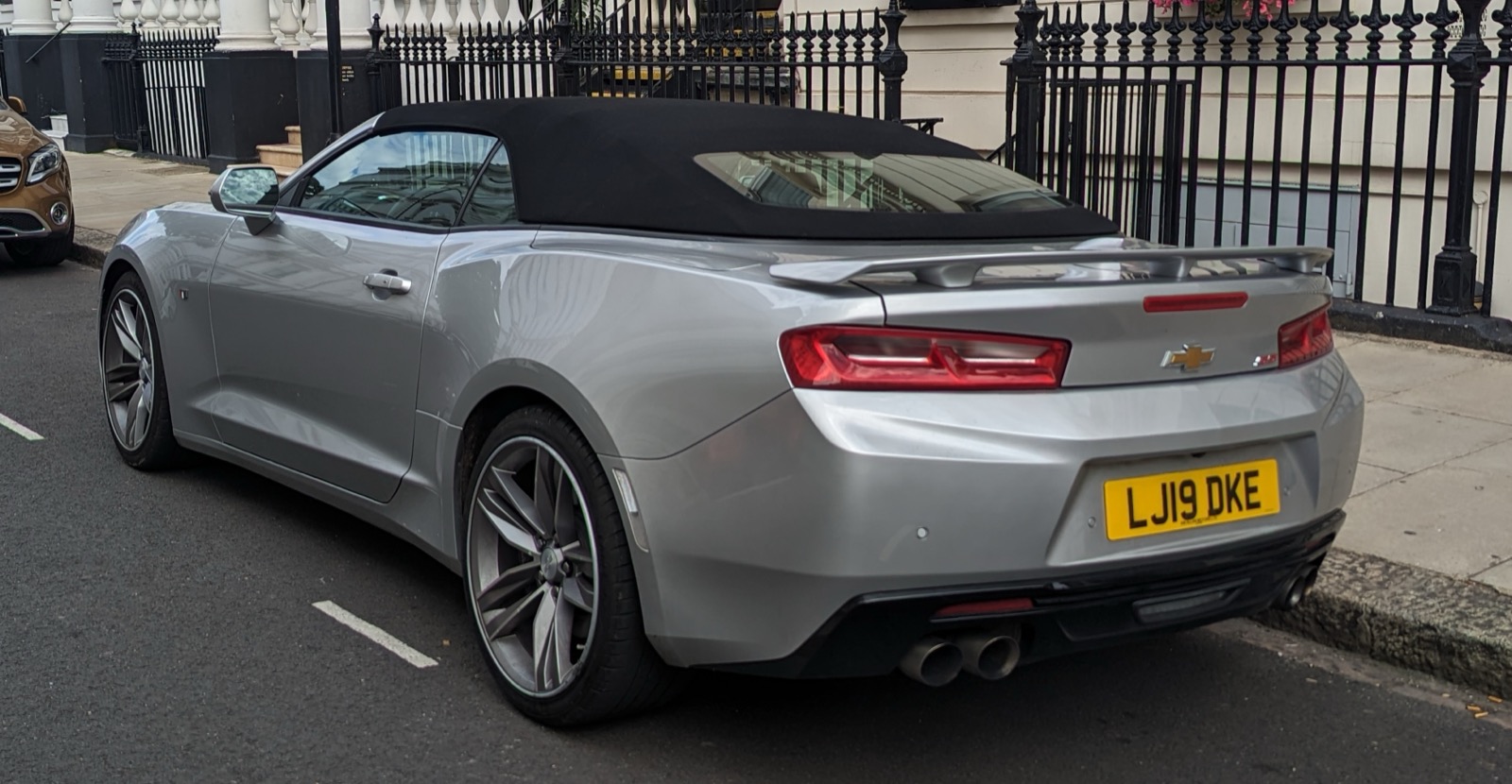 Camaro SS side