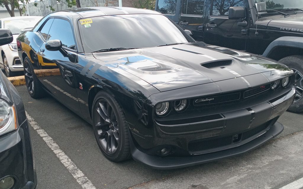 Dodge Challenger Scat Pack front
